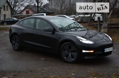 Седан Tesla Model 3 2022 в Чернівцях