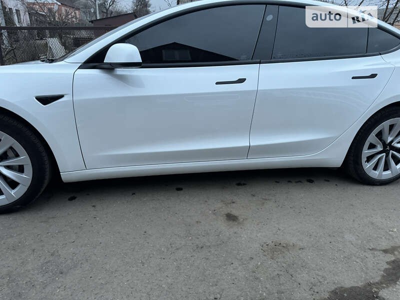 Седан Tesla Model 3 2022 в Полтаве