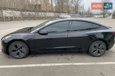 Седан Tesla Model 3 2021 в Киеве фото 3 Седан Tesla Model 3 2021 в Киеве
