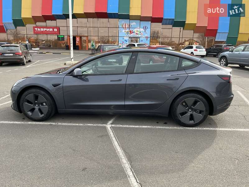 Седан Tesla Model 3 2022 в Одесі