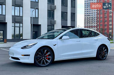 Седан Tesla Model 3 2020 в Києві