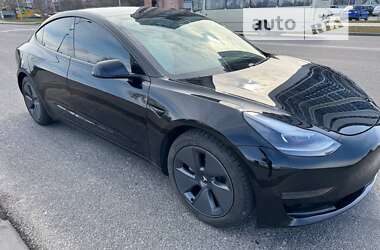 Седан Tesla Model 3 2021 в Черкасах