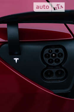 Седан Tesla Model 3 2020 в Мукачево