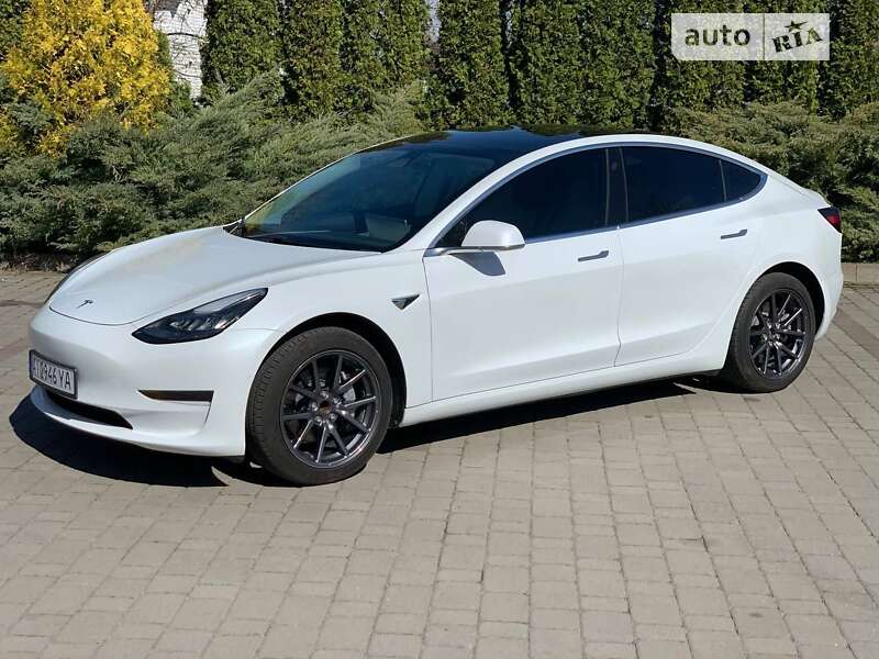 Седан Tesla Model 3 2019 в Василькове