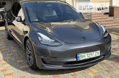 Седан Tesla Model 3 2022 в Одессе