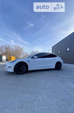 Седан Tesla Model 3 2022 в Одессе