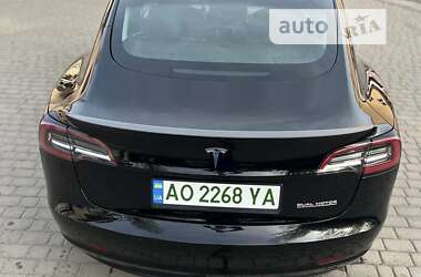 Седан Tesla Model 3 2021 в Ужгороде