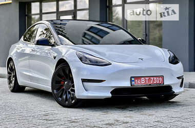 Седан Tesla Model 3 2022 в Червонограде