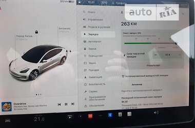 Седан Tesla Model 3 2022 в Днепре