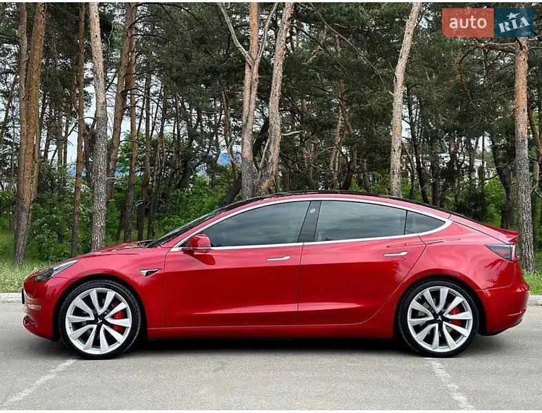 Tesla Model 3 2018