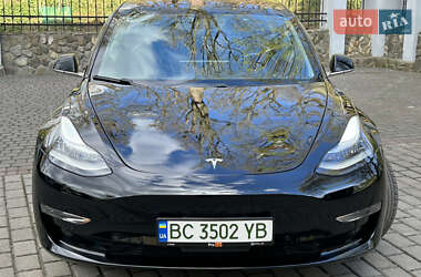 Седан Tesla Model 3 2018 в Львове