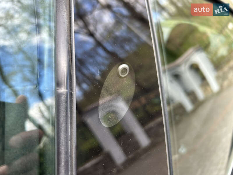 Седан Tesla Model 3 2018 в Львове