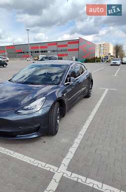 Седан Tesla Model 3 2019 в Києві фото 13 Седан Tesla Model 3 2019 в Києві