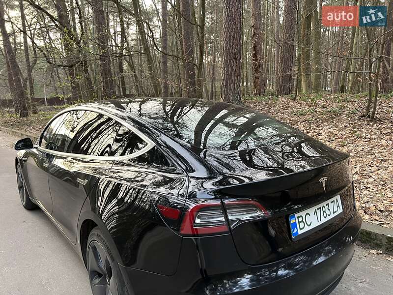 Седан Tesla Model 3 2019 в Львові фото 6 Седан Tesla Model 3 2019 в Львові