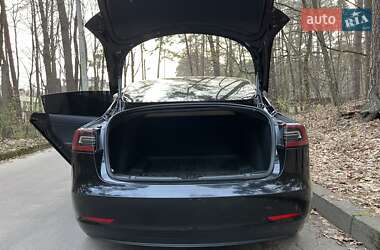 Седан Tesla Model 3 2019 в Львові фото 18 Седан Tesla Model 3 2019 в Львові