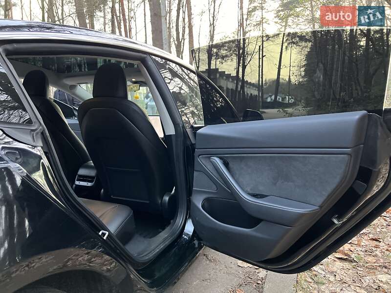 Седан Tesla Model 3 2019 в Львові фото 23 Седан Tesla Model 3 2019 в Львові