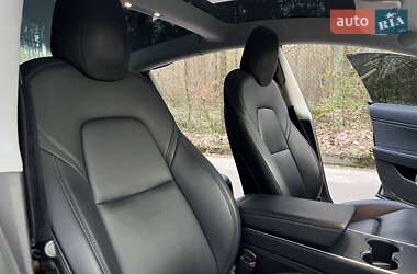 Седан Tesla Model 3 2019 в Львові фото 29 Седан Tesla Model 3 2019 в Львові