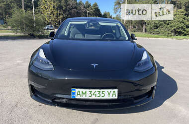 Седан Tesla Model 3 2022 в Кременчуге