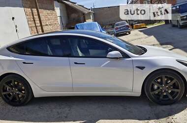 Седан Tesla Model 3 2019 в Николаеве