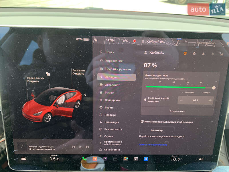 Седан Tesla Model 3 2021 в Львове