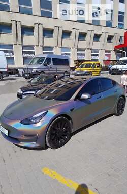 Седан Tesla Model 3 2022 в Тернополі