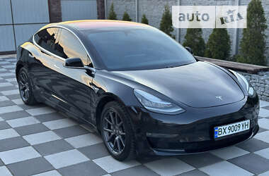 Седан Tesla Model 3 2018 в Летичеве