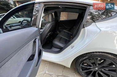 Седан Tesla Model 3 2018 в 