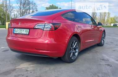 Седан Tesla Model 3 2023 в Киеве