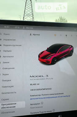 Седан Tesla Model 3 2021 в Киеве