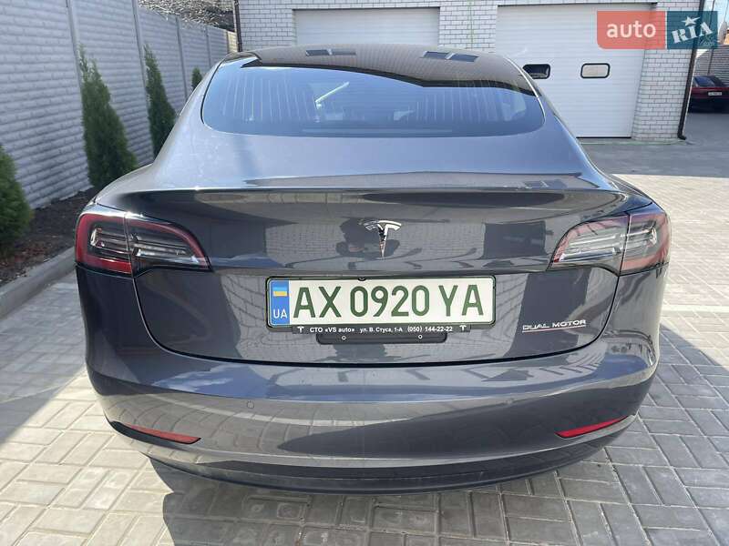 Седан Tesla Model 3 2019 в Харкові
