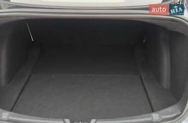 Седан Tesla Model 3 2020 в Полтаве