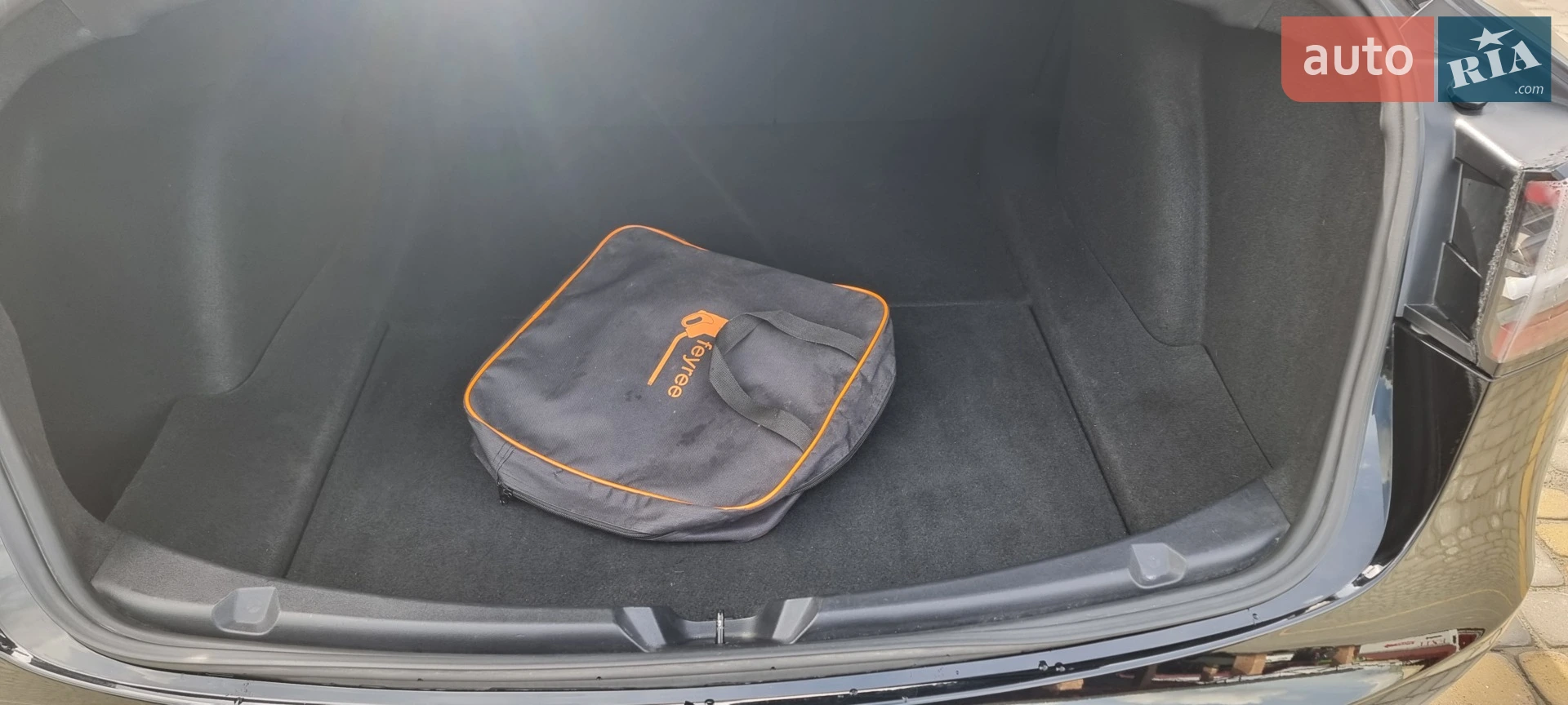2018 Tesla Model 3 - мініатюра 10