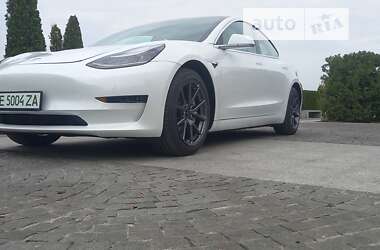 Седан Tesla Model 3 2019 в Дніпрі