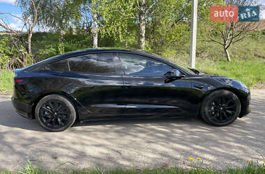 Седан Tesla Model 3 2021 в Рівному