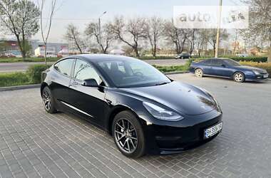 Седан Tesla Model 3 2021 в Одессе