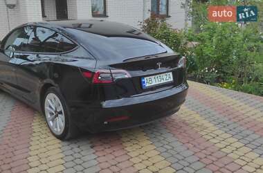 Седан Tesla Model 3 2021 в Виннице