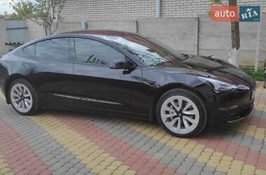Седан Tesla Model 3 2021 в Виннице