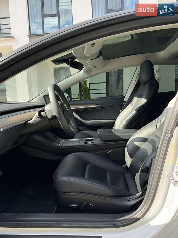 Седан Tesla Model 3 2022 в Ровно фото 12 Седан Tesla Model 3 2022 в Ровно