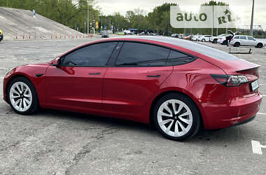 Седан Tesla Model 3 2022 в Києві