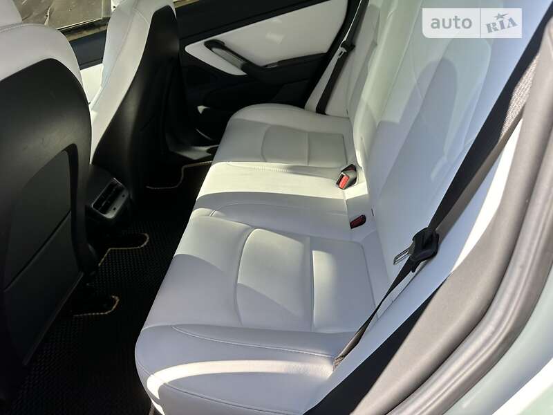 Седан Tesla Model 3 2019 в Києві фото 16 Седан Tesla Model 3 2019 в Києві