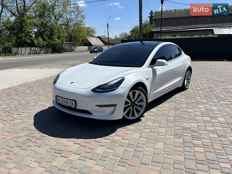 Tesla Model 3 2019