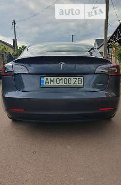Седан Tesla Model 3 2021 в Житомирі