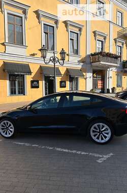 Седан Tesla Model 3 2022 в Одессе