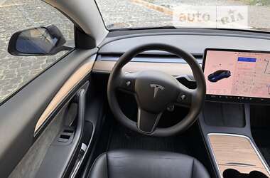 Седан Tesla Model 3 2022 в Одессе