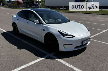 Седан Tesla Model 3 2021 в Ковелі