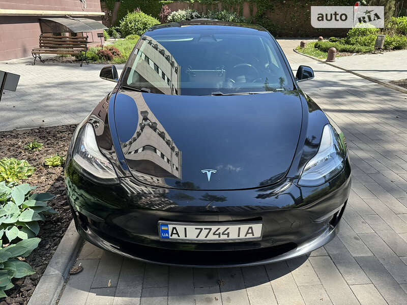 Седан Tesla Model 3 2019 в Білій Церкві