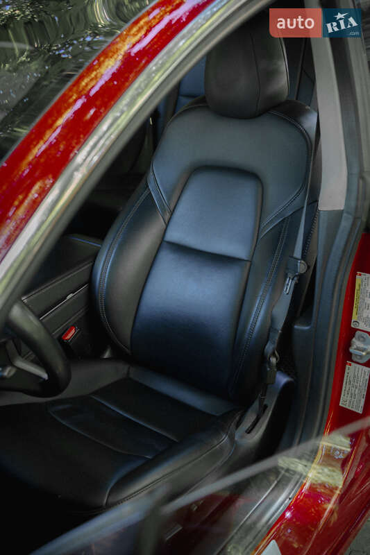 Седан Tesla Model 3 2018 в Львове