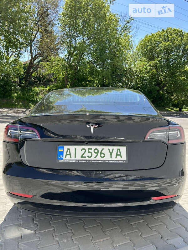 Седан Tesla Model 3 2019 в Києві