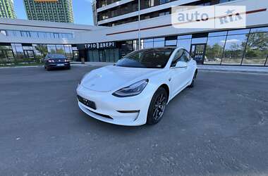 Седан Tesla Model 3 2019 в Киеве