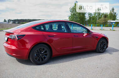 Седан Tesla Model 3 2021 в Гостомеле